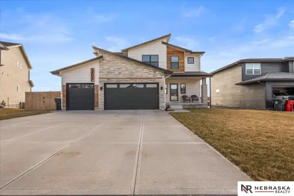 305 Otoe Drive, Yutan, NE 68073-2200