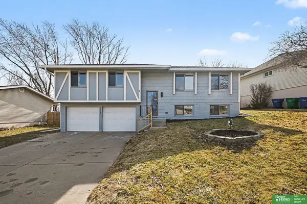 13711 Edna Street, La Vista, NE 68138