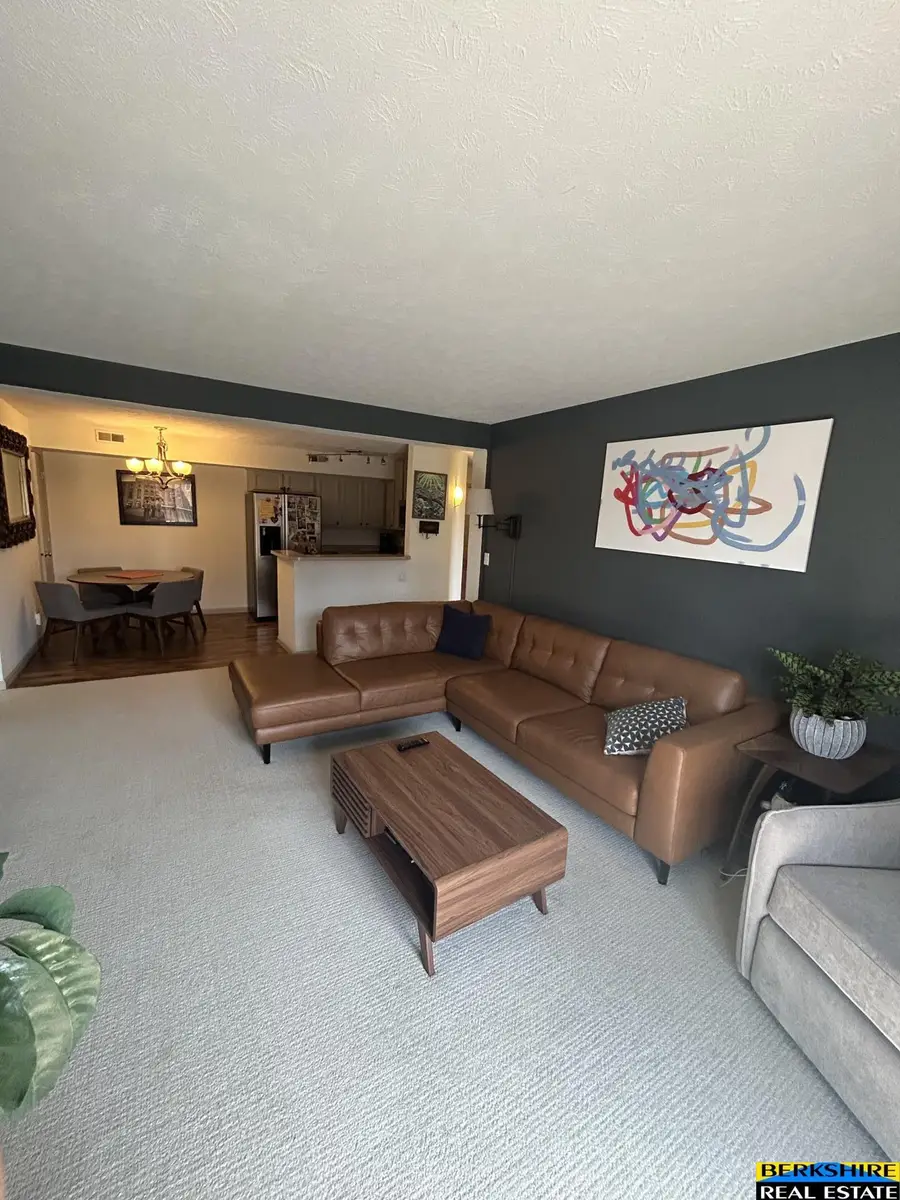 5016 California Street #5, Omaha, NE 68132 - #2