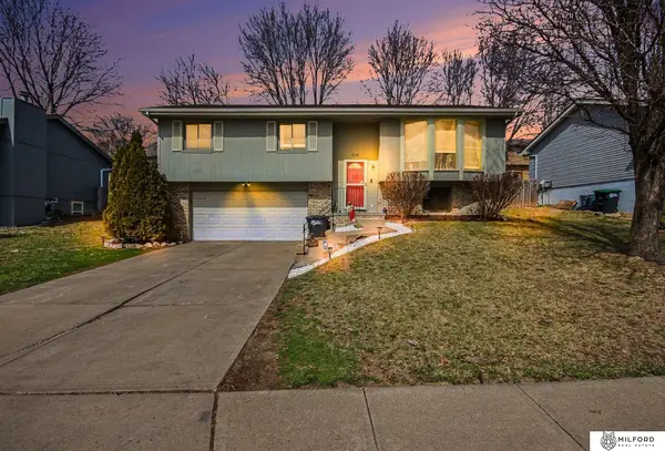 8202 Tucker Street, Omaha, NE 68122