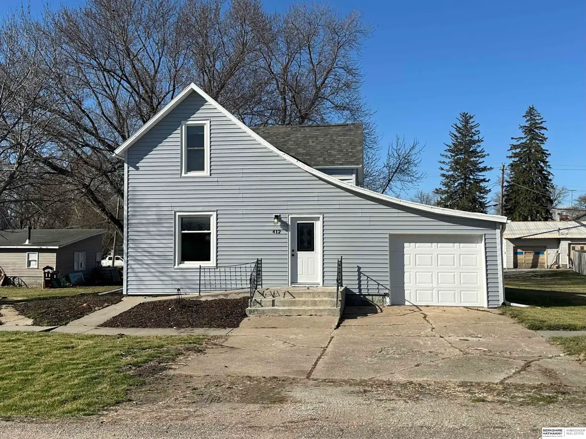 412 Washington Street, Nehawka, NE 68413 - #1