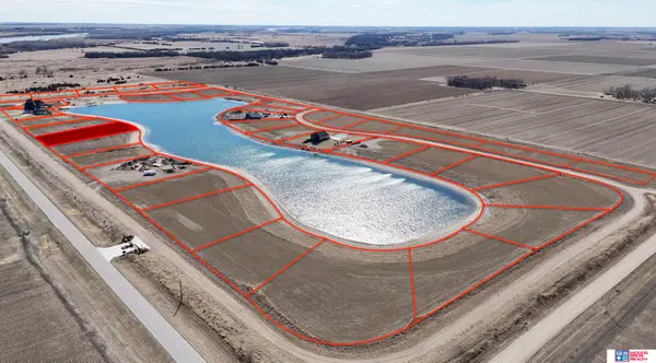 13 Bald Eagle Drive, Chapman, NE 68827