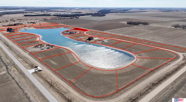 32 Bald Eagle Drive, Chapman, NE 68827