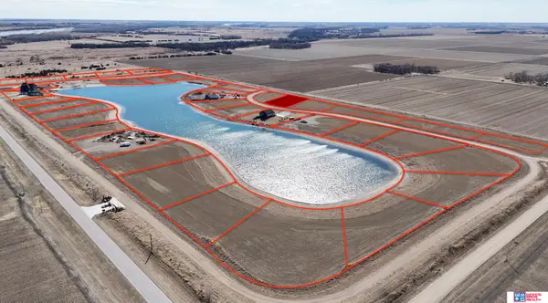 34 Bald Eagle Drive, Chapman, NE 68827