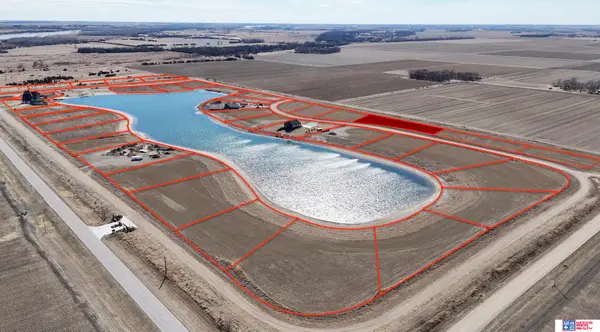 36 Bald Eagle Drive, Chapman, NE 68827