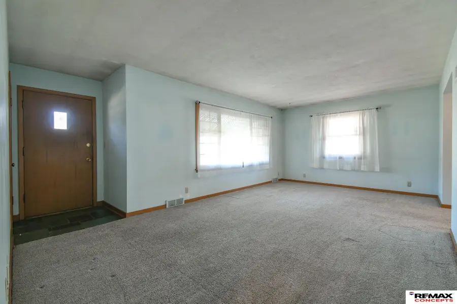 1810 S 48th Street, Lincoln, NE 68506 - #2