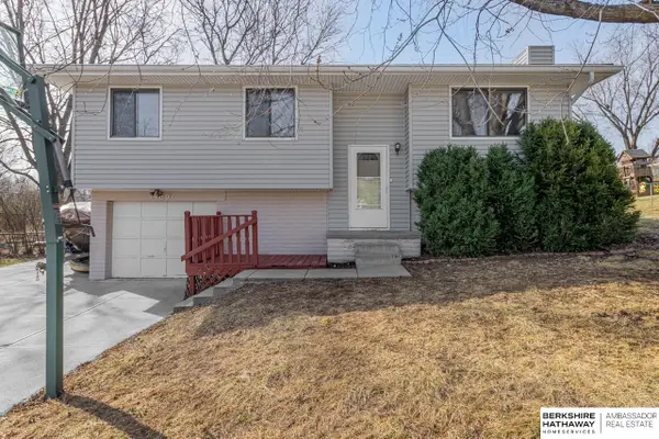 14007 Rose Lane Road, Omaha, NE 68138