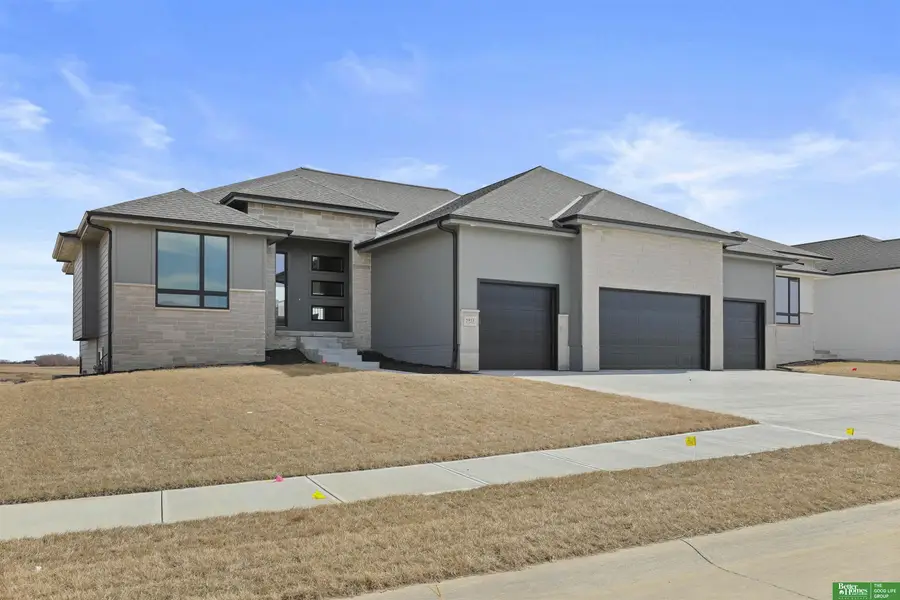 5915 N 197th Street, Elkhorn, NE 68022 - #2