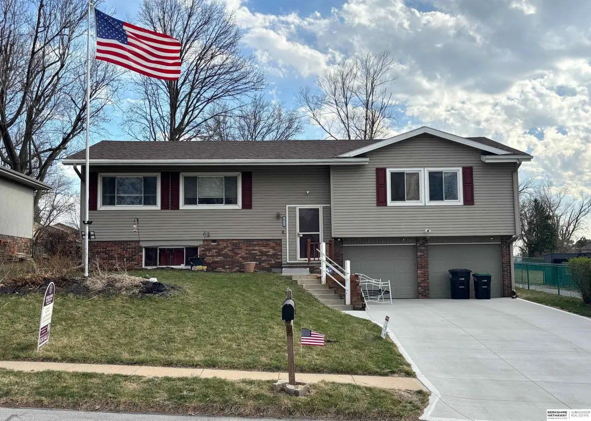 10521 Spaulding Circle, Omaha, NE 68134 - #1