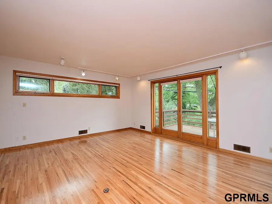 933 Moraine Drive, Lincoln, NE 68510 - #3