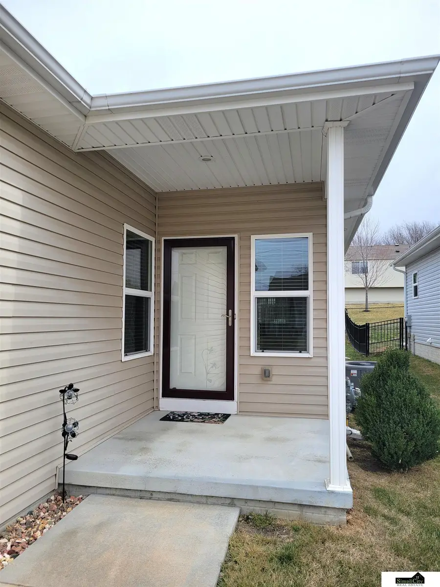 5630 Barrington Circle, Lincoln, NE 68516 - #2