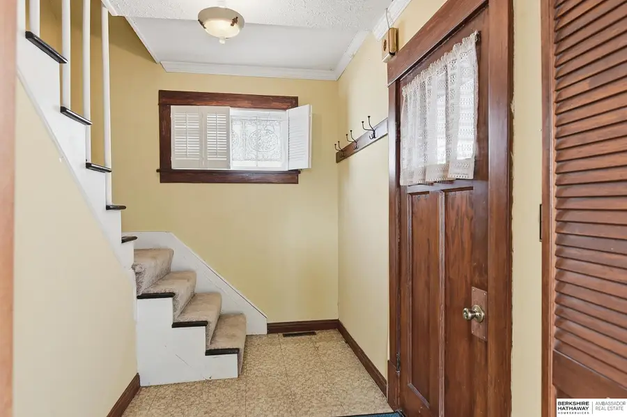 3705 Martha Street, Omaha, NE 68105 - #3