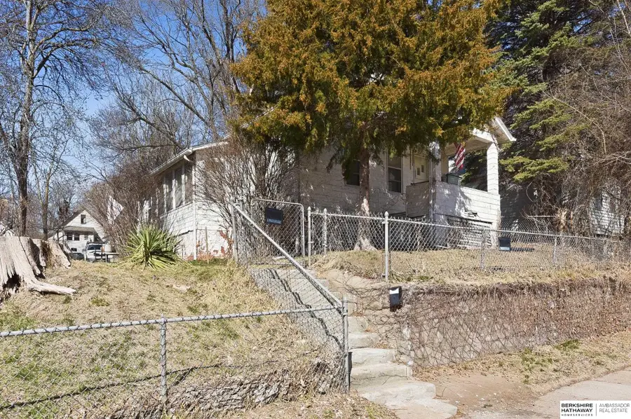 2420 S 8th Street, Omaha, NE 68108 - #3