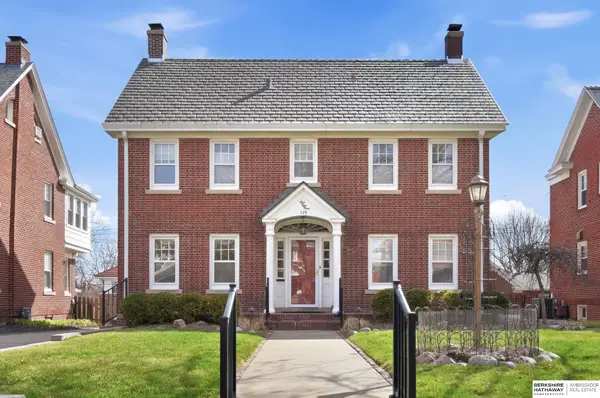 119 S 51st Avenue, Omaha, NE 68132