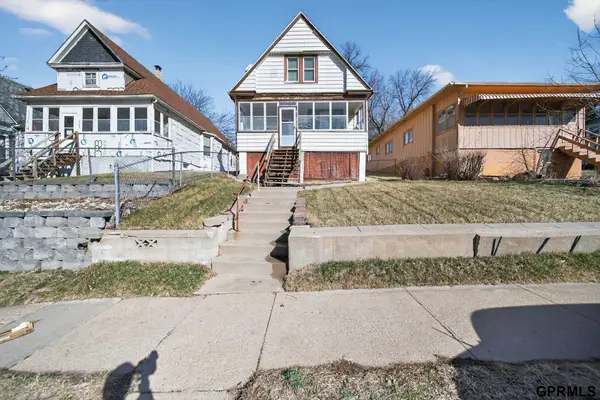 2707 S 20th Street, Omaha, NE 68108