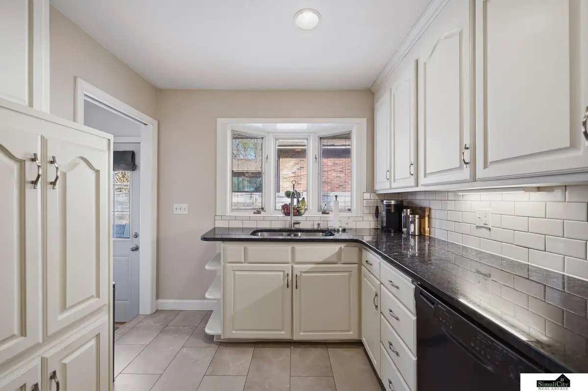 625 Sierra Drive, Lincoln, NE 68505 - #1