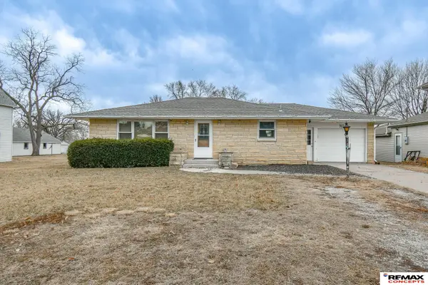 317 W E Street, Elmwood, NE 68349