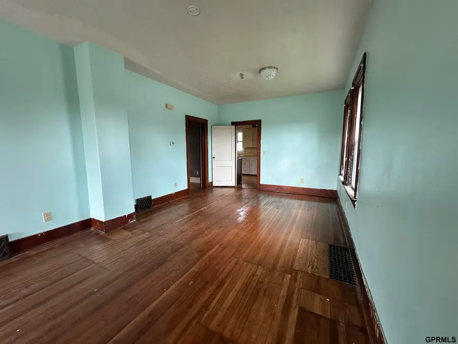 5425 S 23 Street, Omaha, NE 68107 - #2