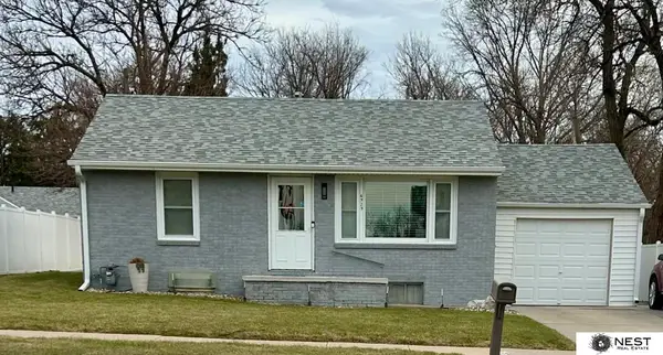 6929 Adams Street, Lincoln, NE 68507