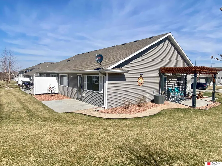 8335 Broken Ridge Drive, Lincoln, NE 68526 - #2
