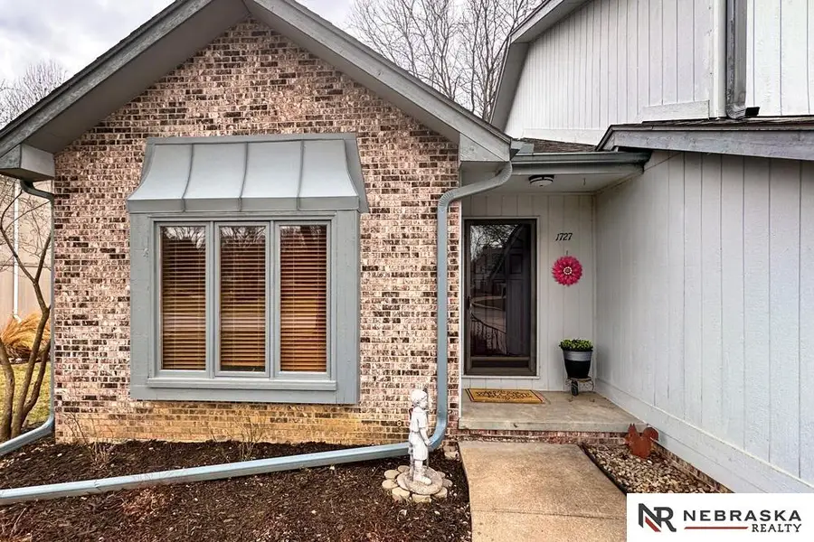 1727 N 123rd Street, Omaha, NE 68154 - #3