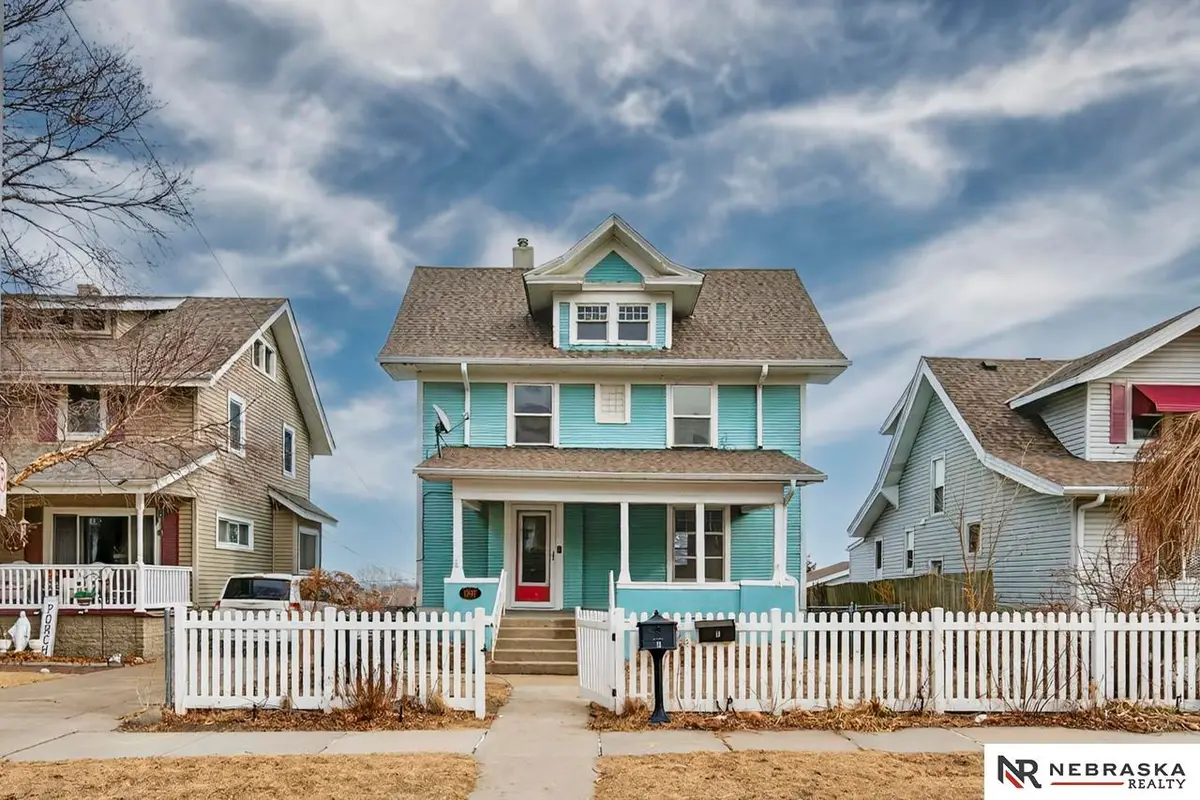 1507 S 25th Avenue, Omaha, NE 68105 - #1