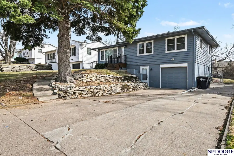 6209 Elm Street, Omaha, NE 68106 - #2