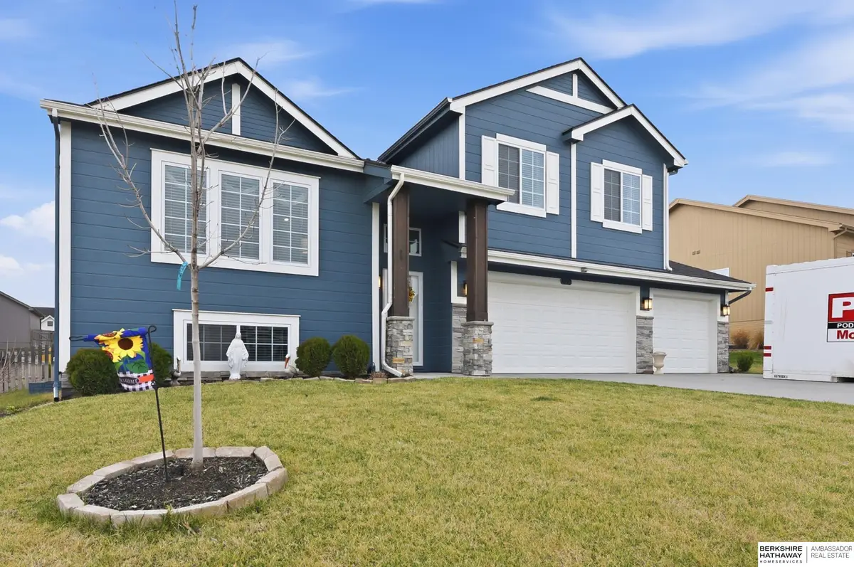 14822 S 19th Street, Bellevue, NE 68123 - #1