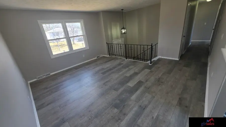 4218 N 130 Avenue, Omaha, NE 68164 - #2