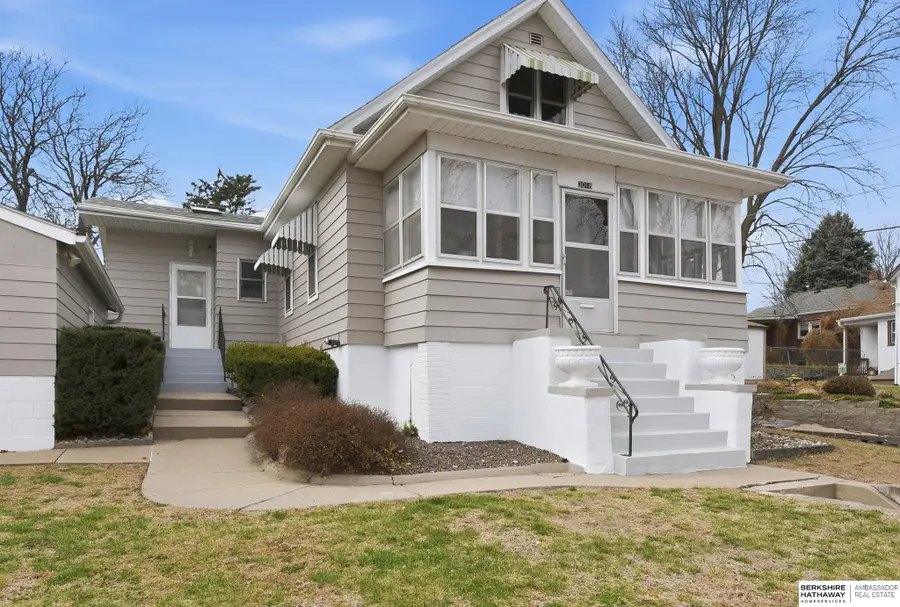 3018 S 30th Street, Omaha, NE 68105 - #3