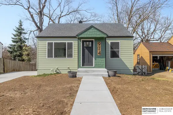 914 Mclaughlin Circle, Bellevue, NE 68005