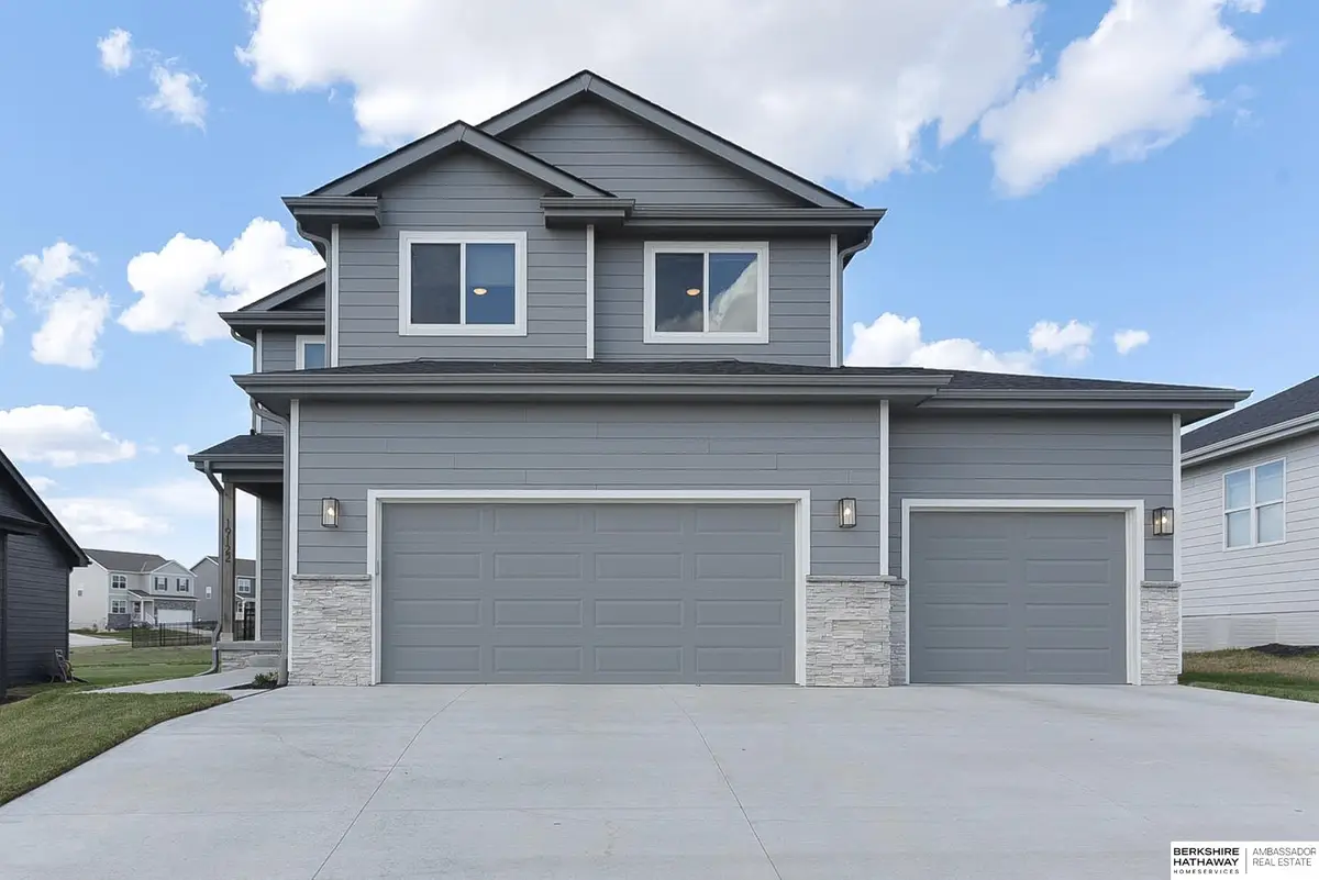 19122 Fir Street, Gretna, NE 68028 - #1