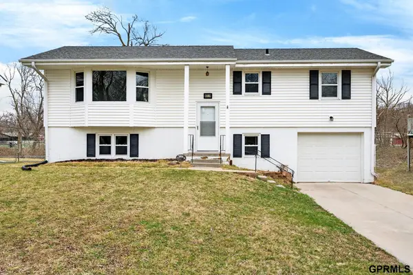 6219 N 66 Street, Omaha, NE 68104