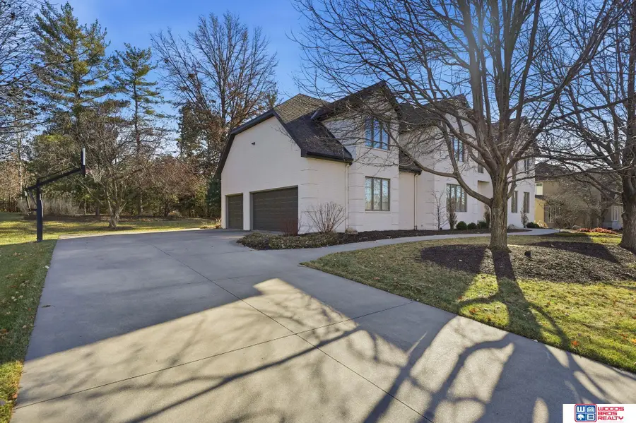 6321 Black Forest Drive, Lincoln, NE 68516 - #2