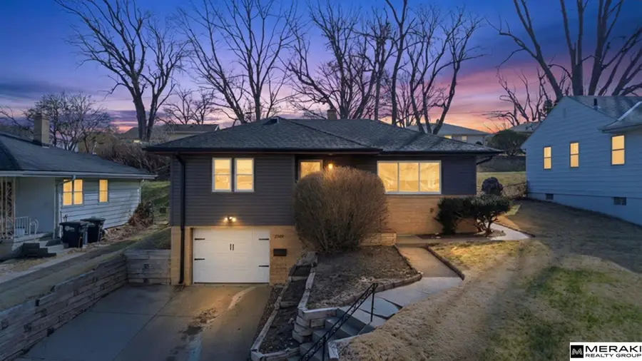 2309 S 50th Street, Omaha, NE 68106 - #2