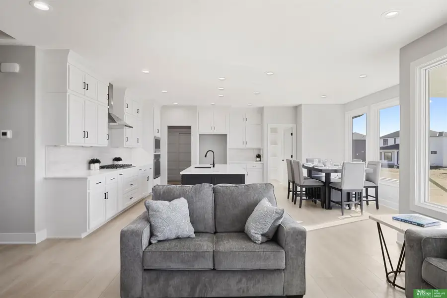 10662 S 102nd Avenue, Papillion, NE 68046 - #2