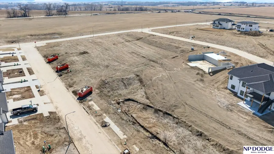 6606 S 215th Street, Elkhorn, NE 68022 - #2