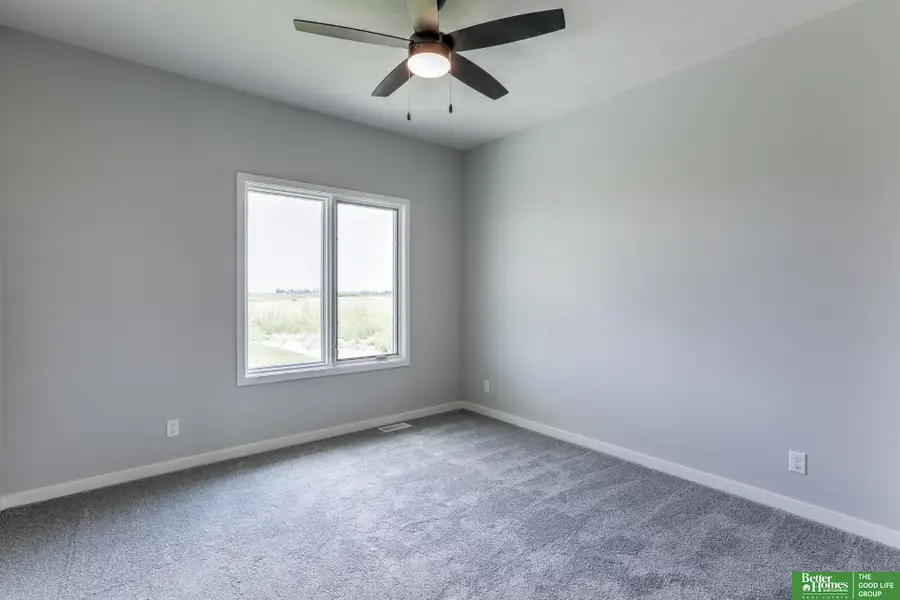 9815 Cumberland Drive, Papillion, NE 68046 - #3