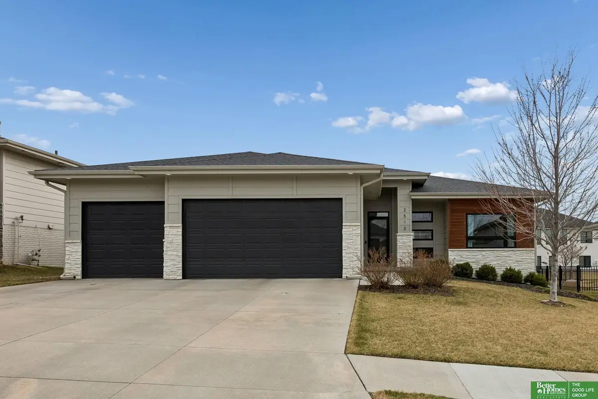 2513 N 186th Street, Elkhorn, NE 68022 - #1