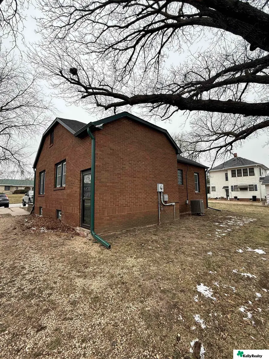 706 14th Street, Auburn, NE 68305 - #3