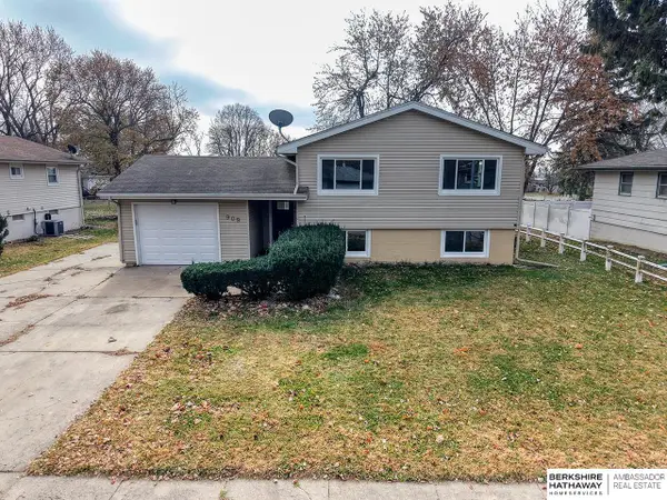 909 F Street, Eagle, NE 68347