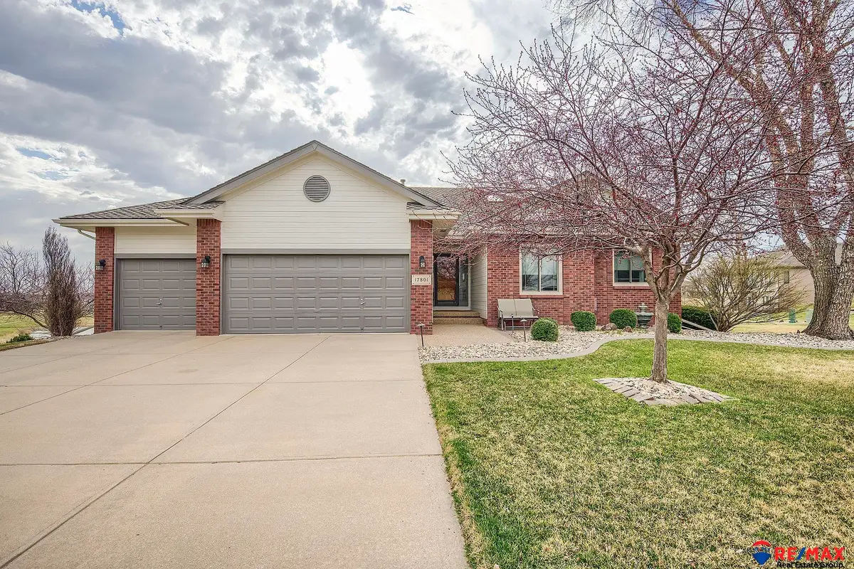 17801 Sawgrass Circle, Omaha, NE 68136 - #1