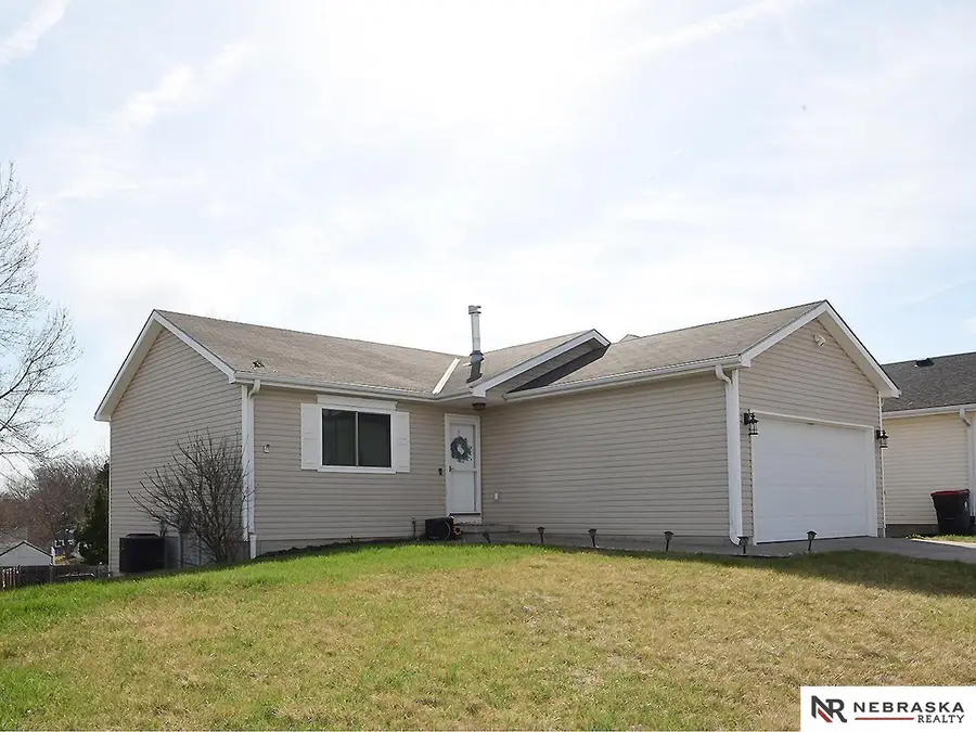 4020 Morgan Street, Lincoln, NE 68521 - #2