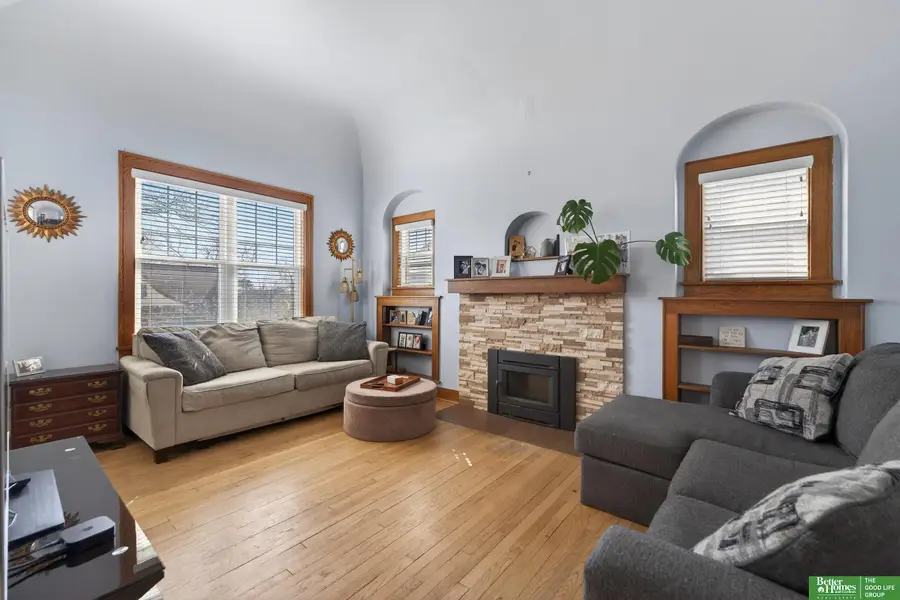 4432 Hickory Street, Omaha, NE 68105 - #2
