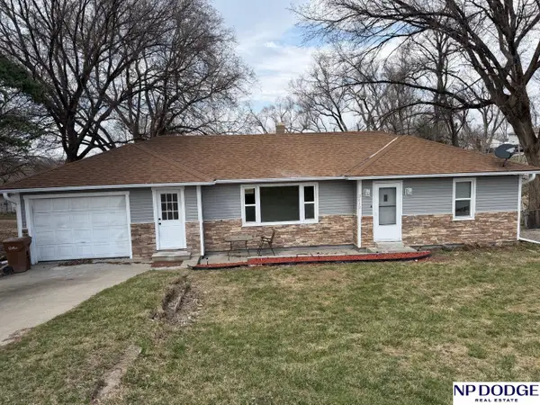 2612 Chandler Road W, Bellevue, NE 68147