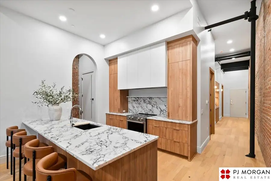 1105 Harney Street #204, Omaha, NE 68102 - #2