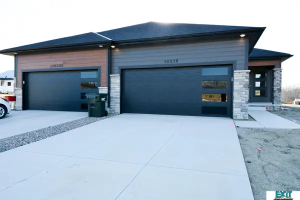 2568 Tupelo Lane, Lincoln, NE 68520