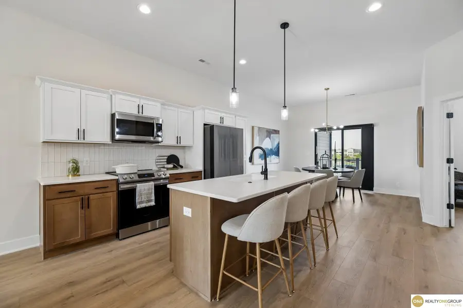 7165 Kentwell Lane #A & B, Lincoln, NE 68516 - #2