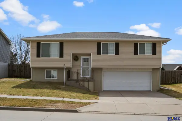 455 Graham Park Drive, Seward, NE 68434