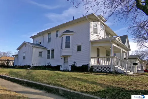 724 N 10th Street, Beatrice, NE 68310